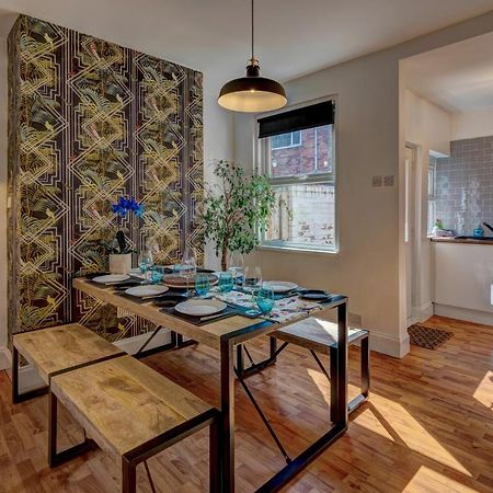 *New* Chester Canal Side 2 Bed Character Home מראה חיצוני תמונה