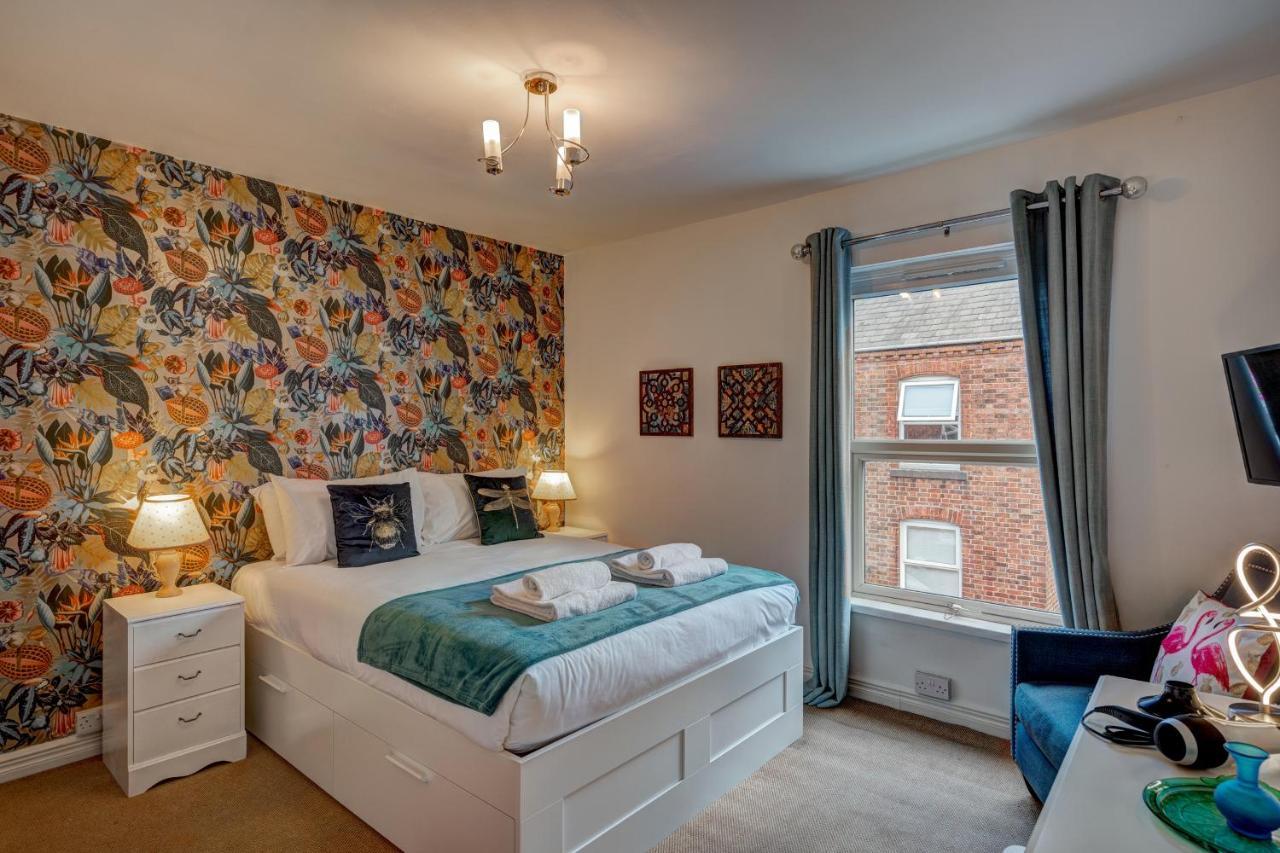 *New* Chester Canal Side 2 Bed Character Home מראה חיצוני תמונה