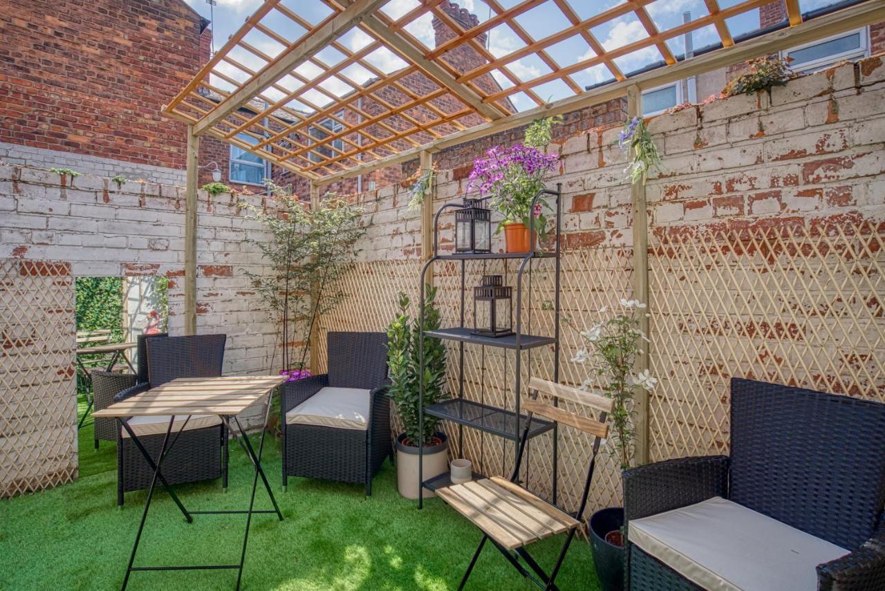 *New* Chester Canal Side 2 Bed Character Home מראה חיצוני תמונה